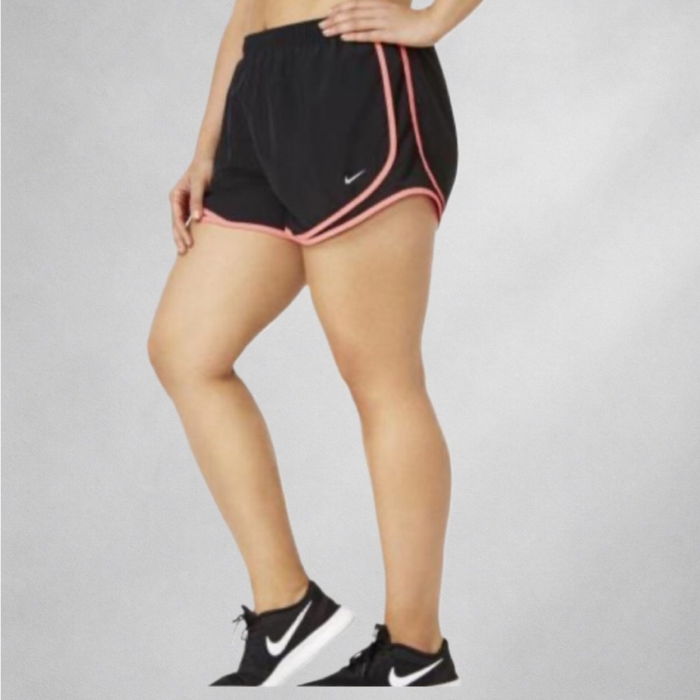 Nike Dri-FIT Women’s M Running Shorts Black Peach Trim Athletic Activewear